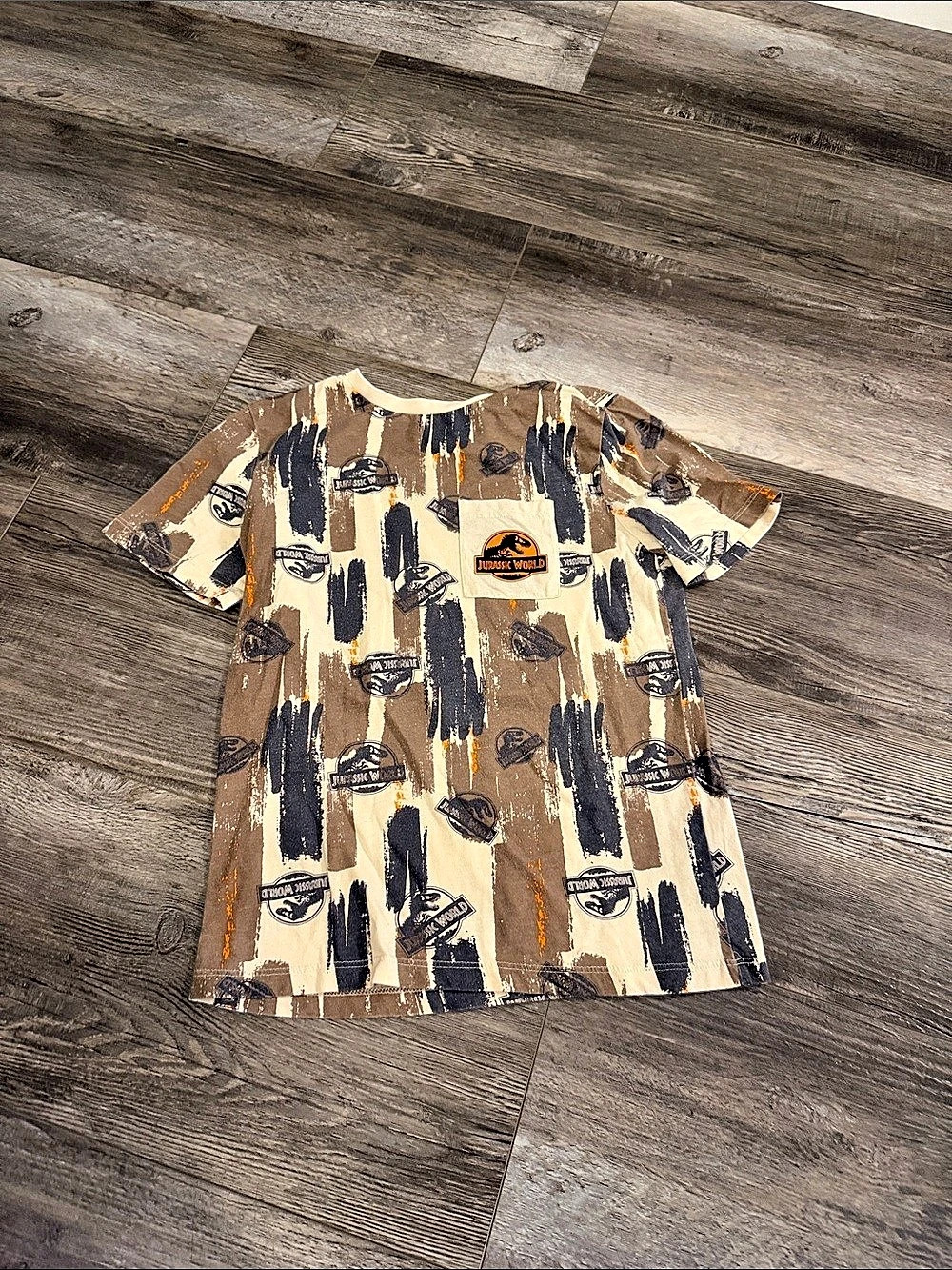 Jurassic World Graphic Short Sleeve Tee Size Large